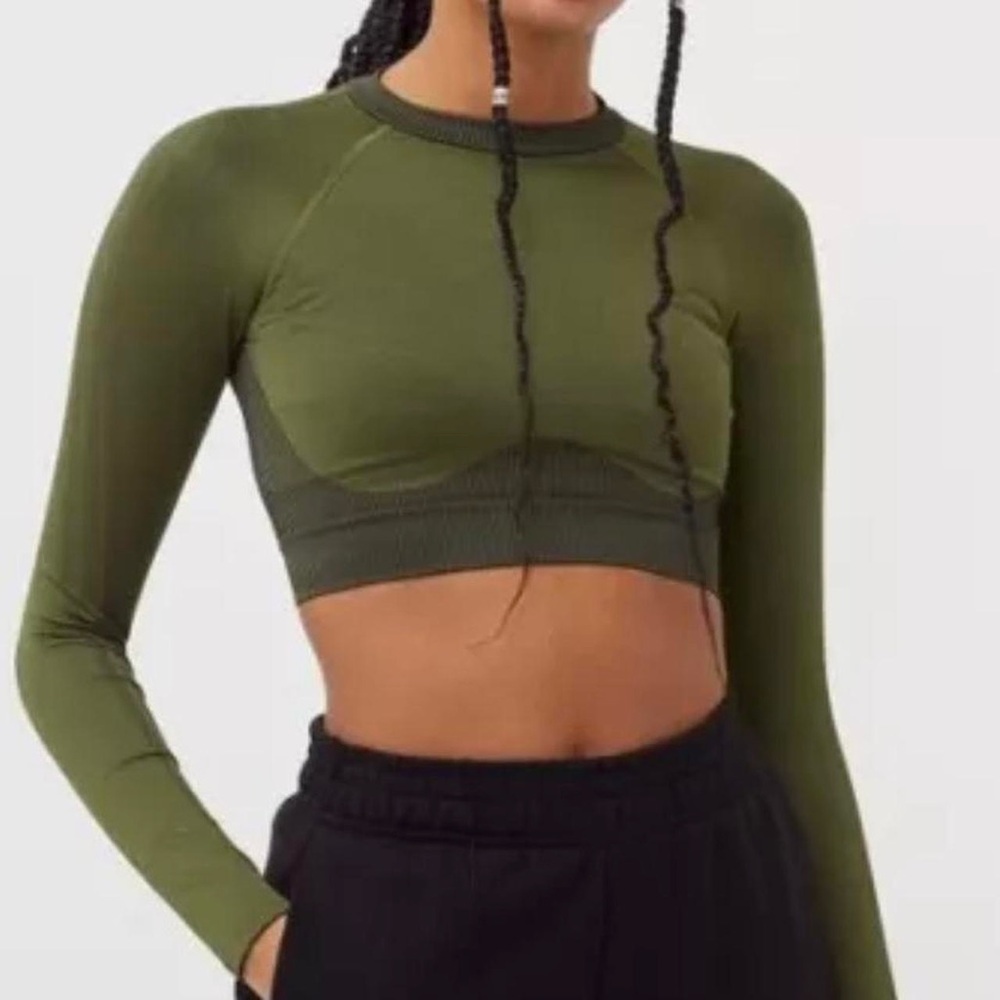 Ivy Park x Adidas Crew Neck Long Sleeve Crop Top Size S